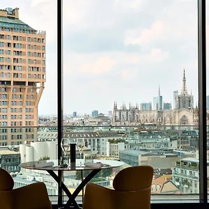 uptown-palace.italymilanhotels.net/